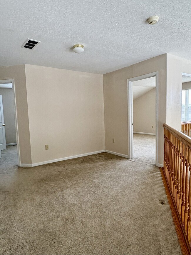 Foto del edificio - 2341 Oaktree Pl