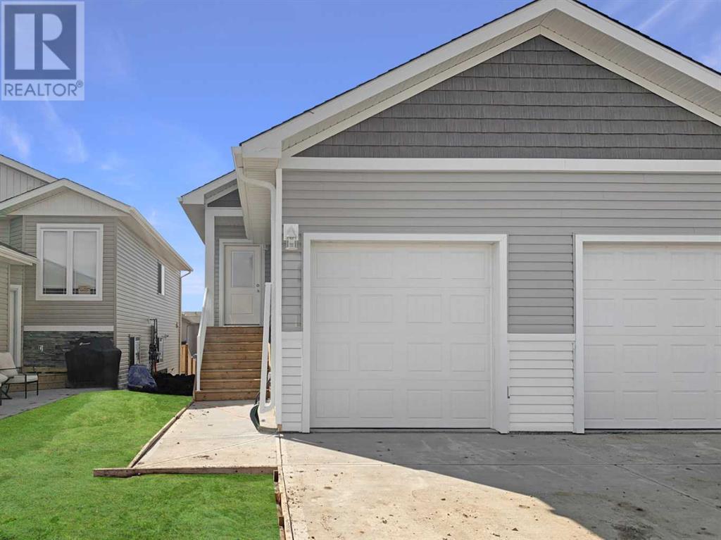 Primary Photo - 9509-9113 113 Ave