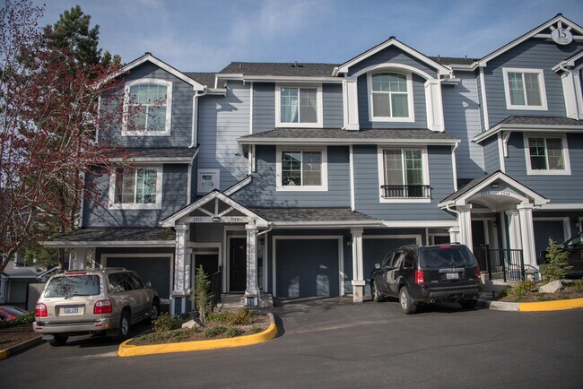 Building Photo - 16125 Juanita Woodinville Way NE