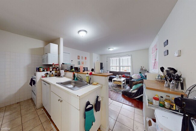 Building Photo - 5 br, 3 bath Duplex - 1810 N 17TH ST Unit 101