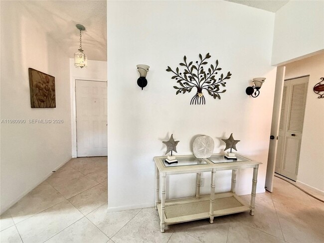 Building Photo - 3310 Perimeter Dr