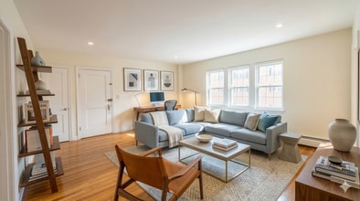 Building Photo - 31 Hammond Pond Pky