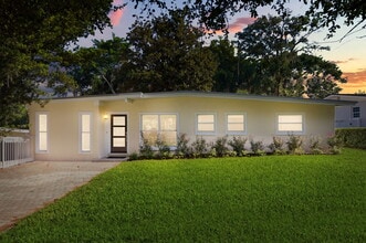 Building Photo - 1600 Drum St