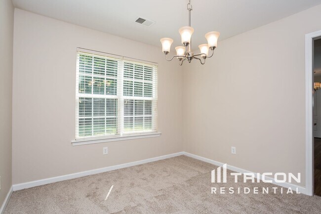 Foto del edificio - 130 Creek Way