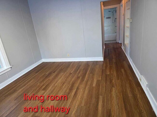 Foto del edificio - 1332 Poplar Pl