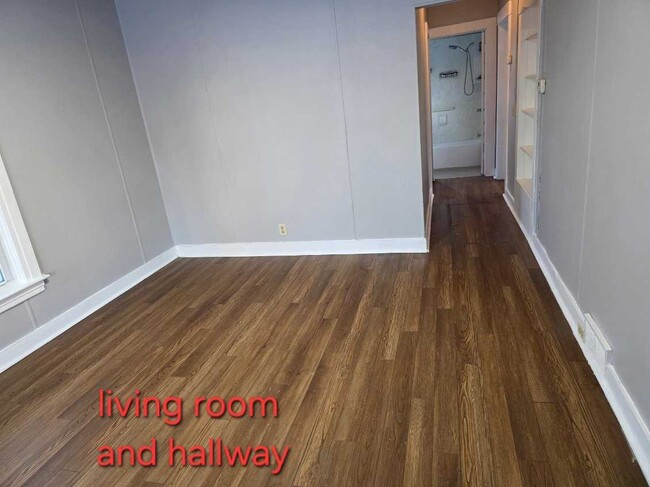 Building Photo - 1332 Poplar Pl