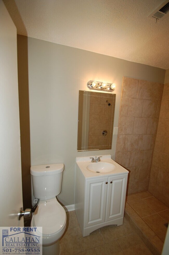 Foto del edificio - 3 Bedroom Home