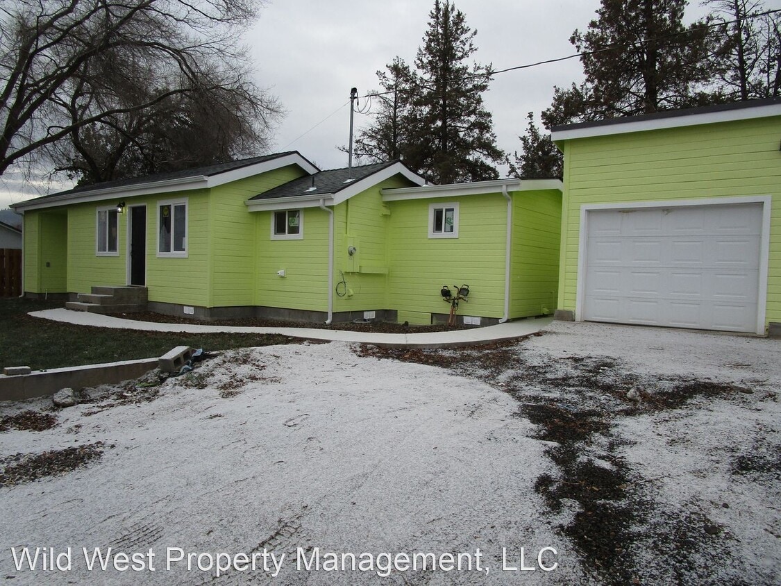 4520 Oneil Hwy, Prineville, OR 97754 House Rental in Prineville, OR