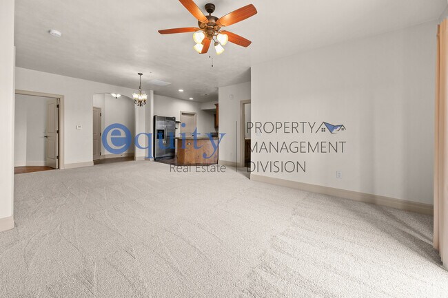 Foto del edificio - 248 E 13800 S
