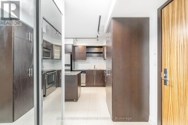 Building Photo - 809 - 60 SOUTH TOWN CENTRE BOULEVARD