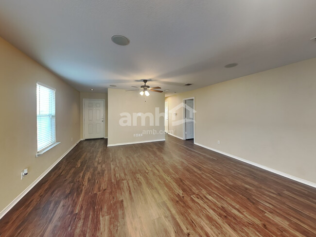 Building Photo - 2711 Candle Ridge Drive