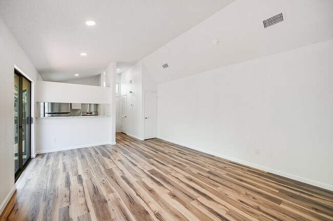Foto del edificio - Travis Oaks Rental