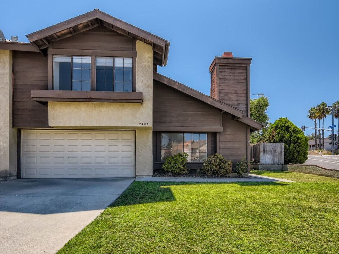 Primary Photo - 3 Bedroom 2.5 Bath two story home!!!