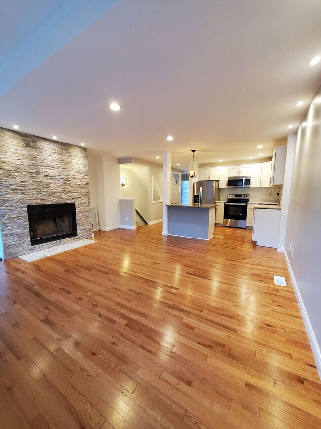 10555 Montgomery Rd Unit 44, Montgomery, OH 45242 Apartments 10555