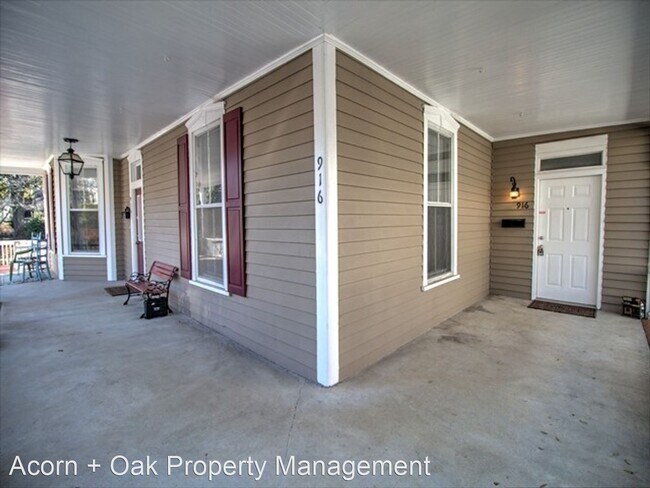Building Photo - 2 br, 2 bath House - 916 Shepherd St.
