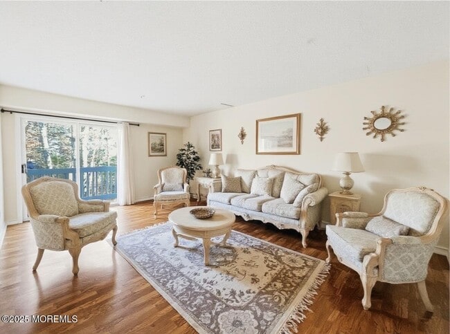 Foto del edificio - 4510 Norma Pl