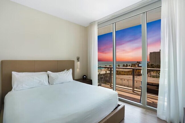 Foto del edificio - 209 N Ocean Dr