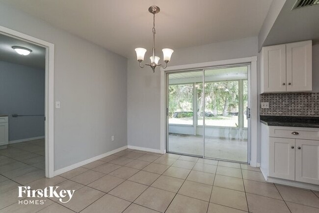 Foto del edificio - 21104 Riddle Ave