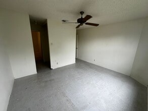 Building Photo - 8437 Forest Ridge Dr