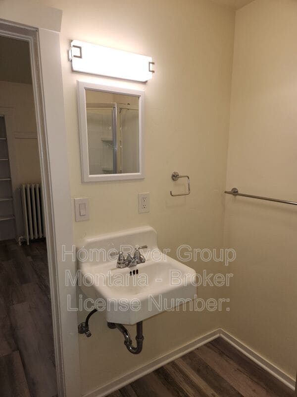 Foto del edificio - 334 W Alder St