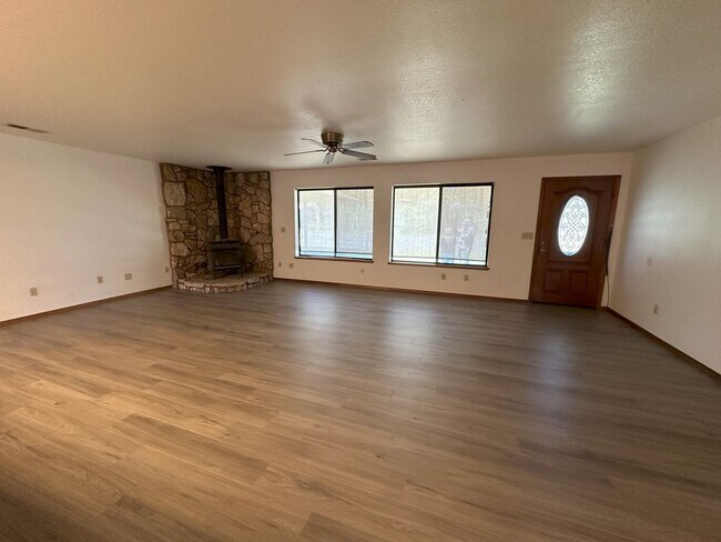 Foto del edificio - 2 Bedroom 2 Bathroom home