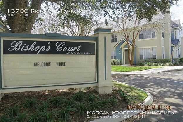 Foto del edificio - 13700 Richmond Park Dr N