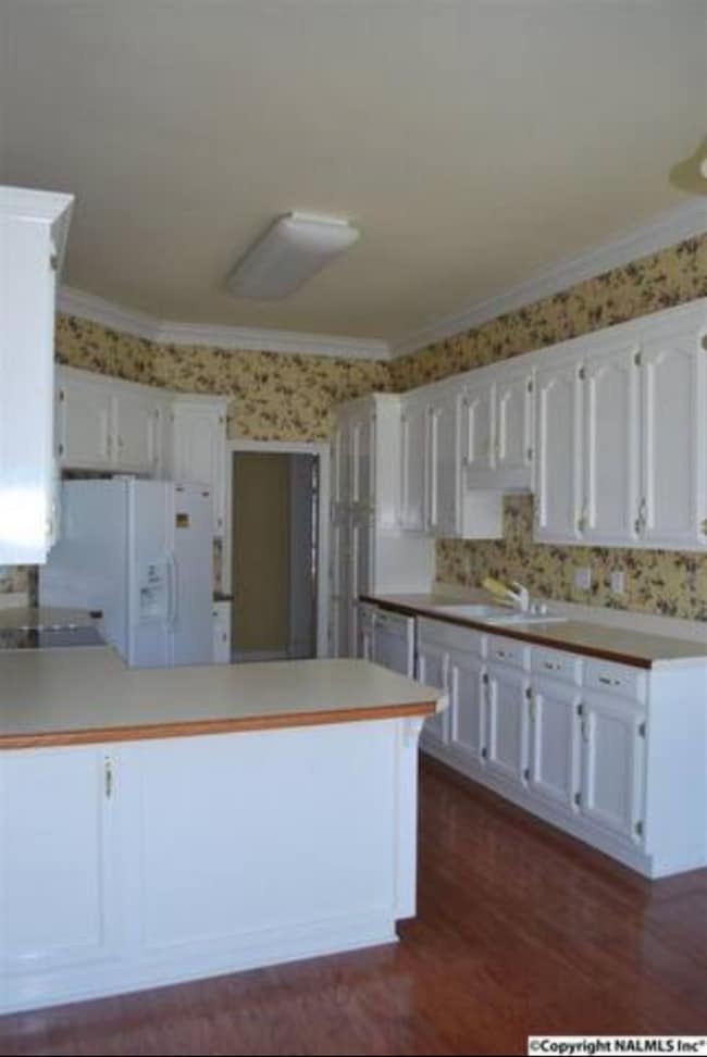 Building Photo - 107 Compass Point Dr
