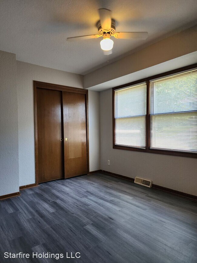 Foto del edificio - 3 br, 1 bath House - 604 E Hackley Ave
