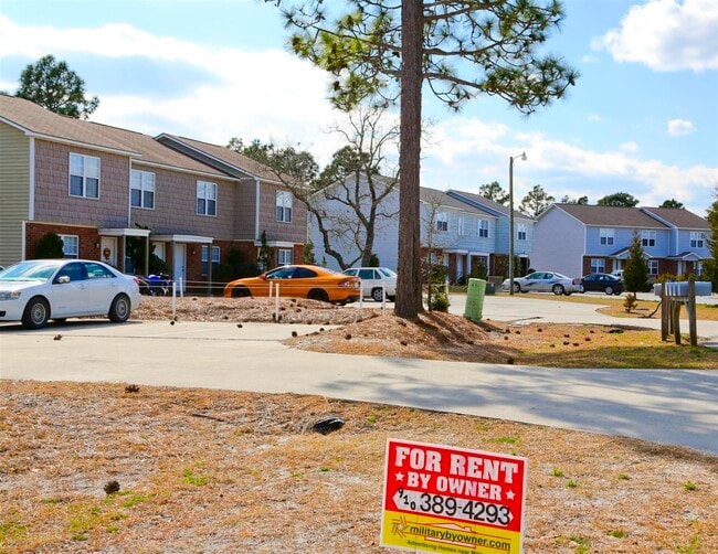 Foto del edificio - 121 W Ivybridge Dr