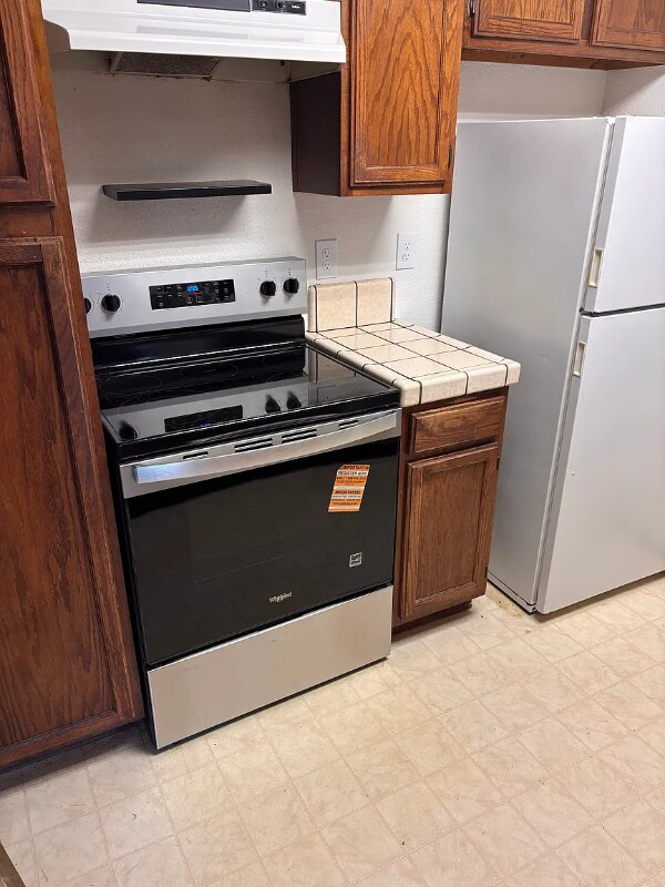 Foto del edificio - 40425 Chapel Way