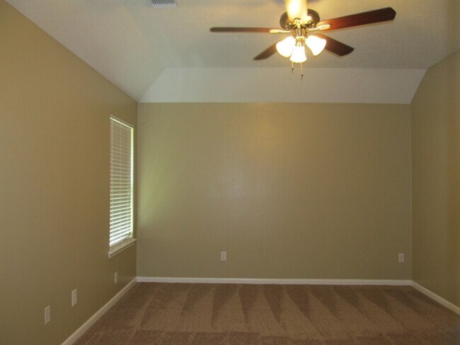 Foto del edificio - 2338 Colonial Springs Ln