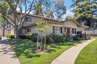 Building Photo - 2466 Golzio Ct