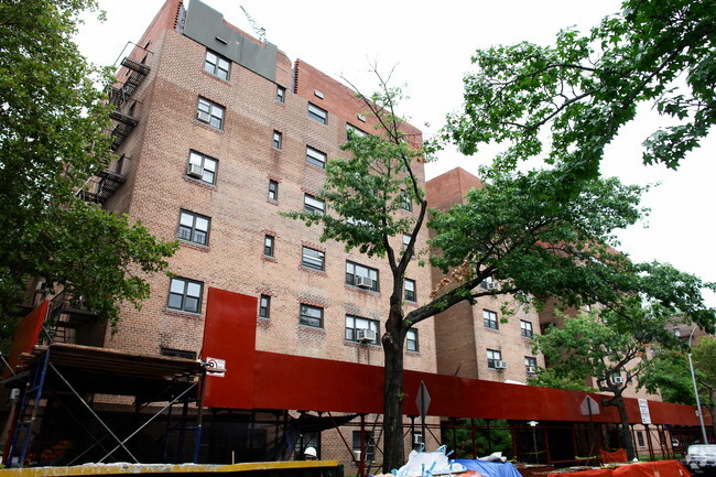 Building Photo - 13820 31st Rd