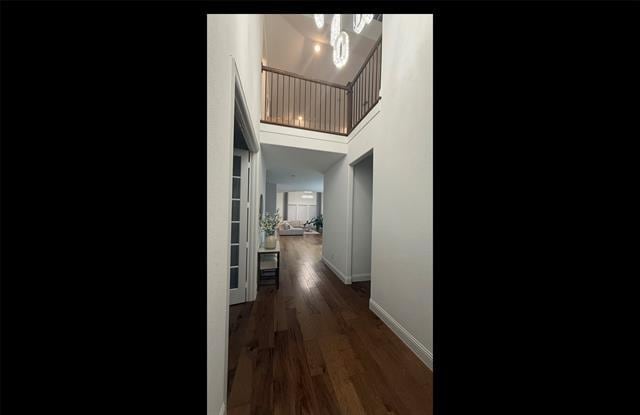 Building Photo - 2417 Flower Petal Rd