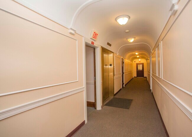 Foto del edificio - 123 Highland Ave
