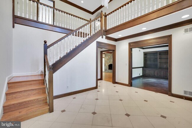 Foto del edificio - 8901 Iron Gate Ct