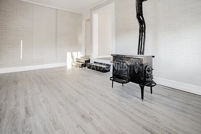 Foto del edificio - 1816 Wellborn Dr