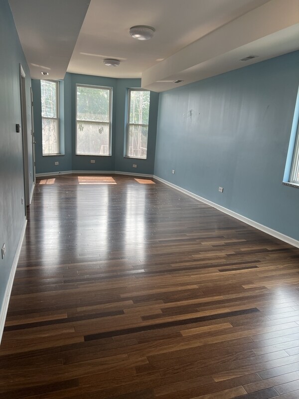 Foto del edificio - 10630 S Ave M