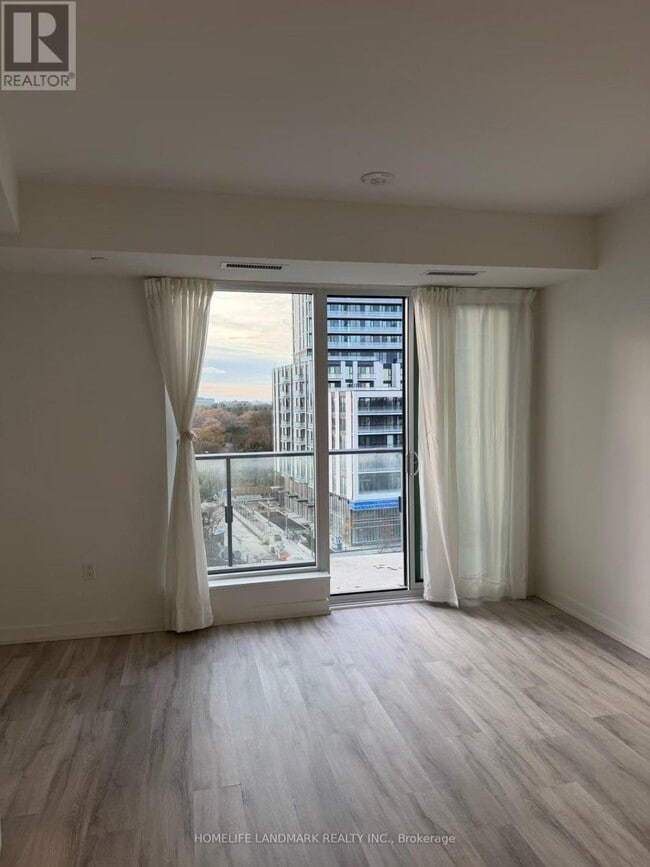 Building Photo - 7 Golden Lion Heights