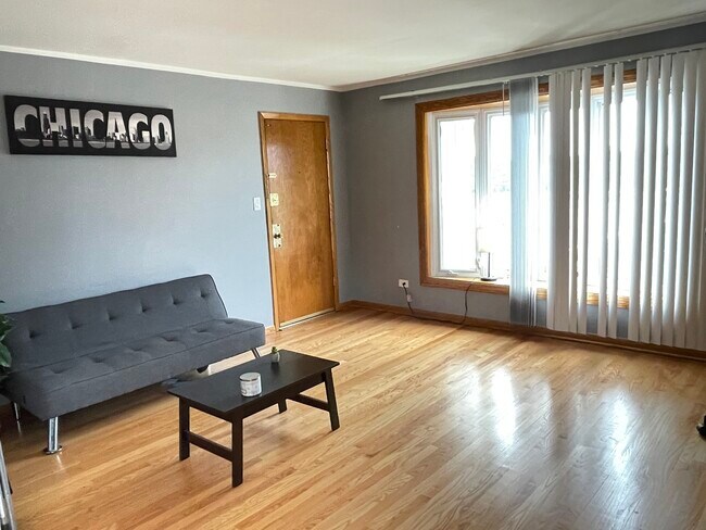 Foto del edificio - 11255 S Roberts Rd
