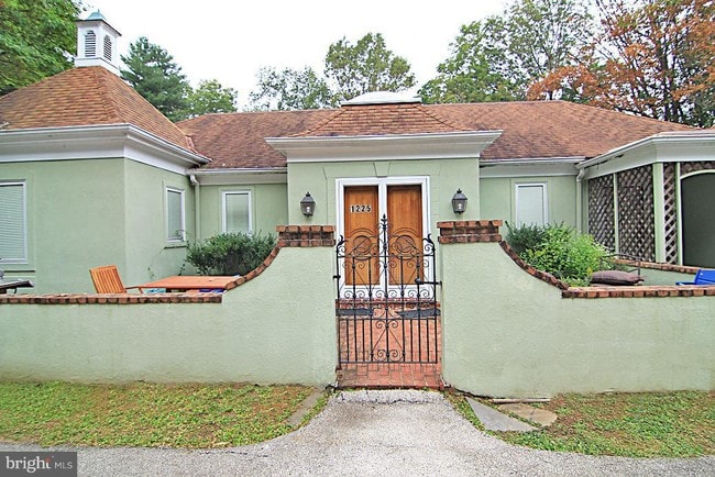 Building Photo - 1225 Rock Creek Rd