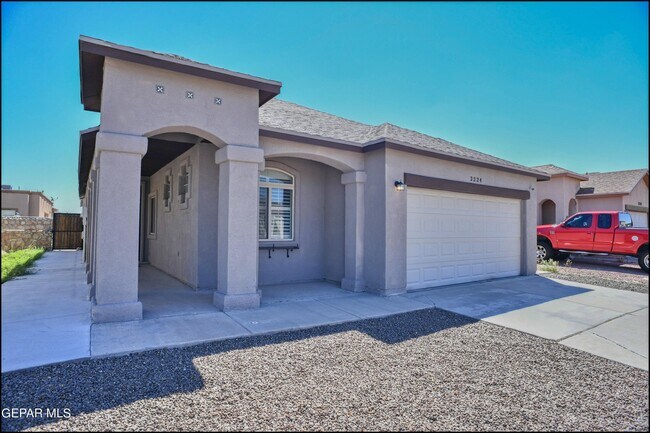 Building Photo - 2224 Honour Point Pl