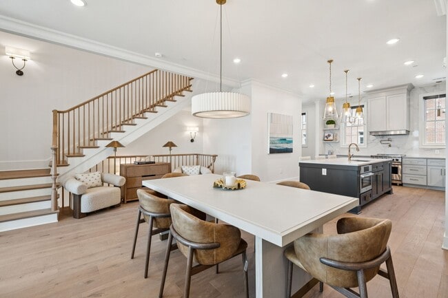 Foto del edificio - The Charles