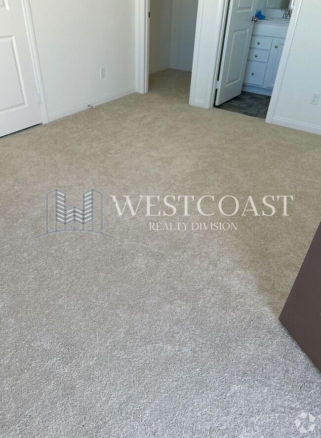 Building Photo - 25134 Sand Wedge Dr