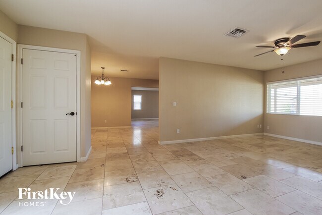 Building Photo - 4134 E Campo Bello Dr