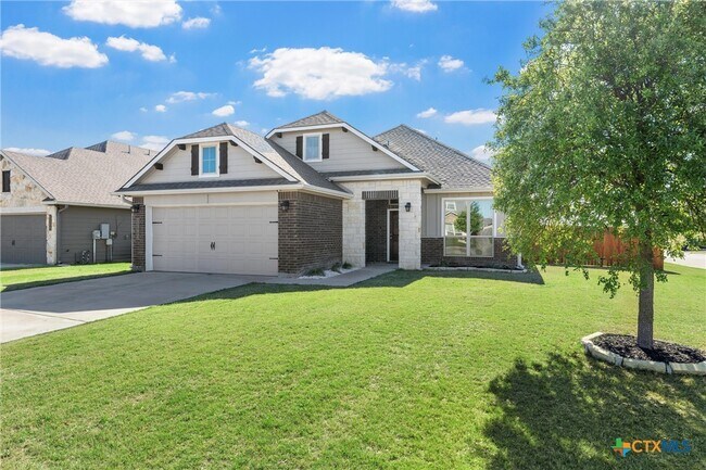 Foto del edificio - 5302 Lancaster Dr