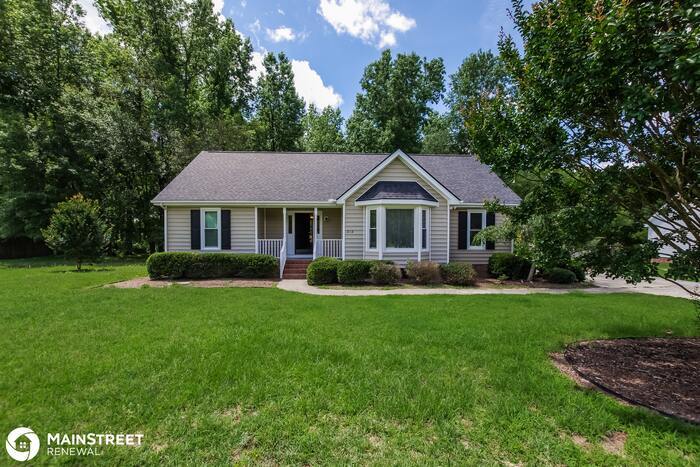Foto principal - 212 Bowling Farm Ct, Raleigh, NC 27603