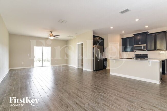 Foto del edificio - 1320 Oak Crest St