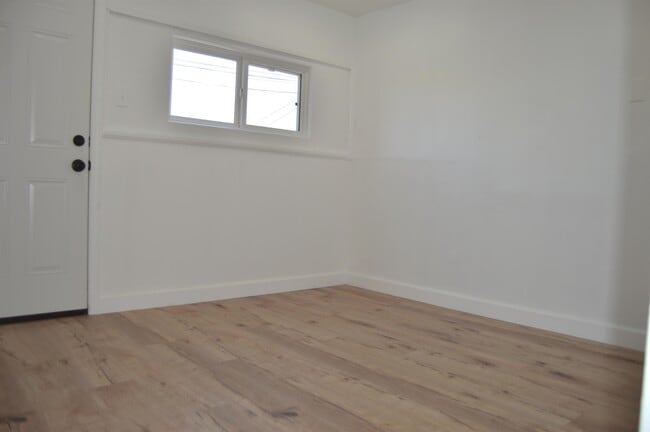 Building Photo - 2681 Pomeroy Ave