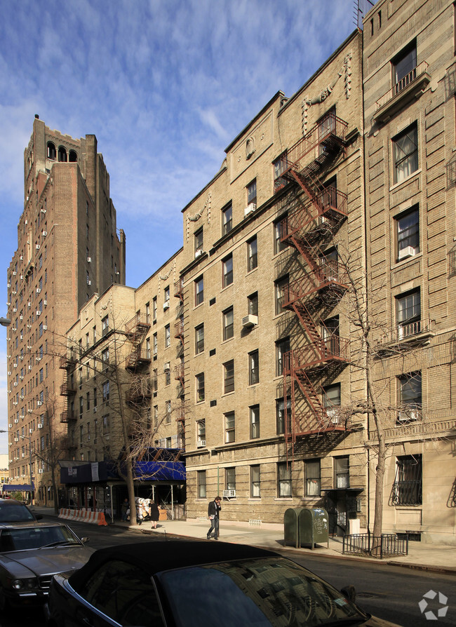 Building Photo - Sheridan Arms